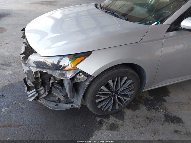 1N4BL4DW4PN315568 Nissan Altima Sv Intelligent Awd