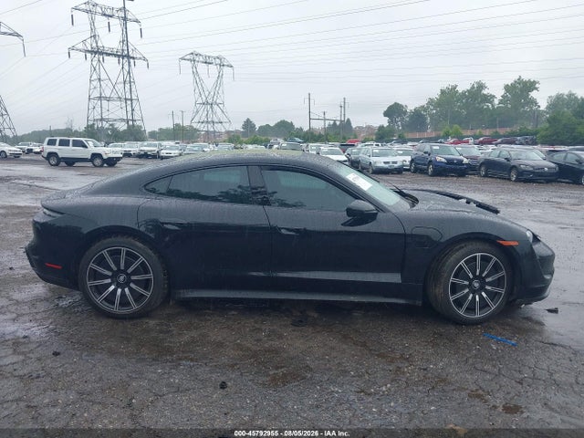 Porsche Taycan 2024 WP0AA2Y15RSA11882 Image 12