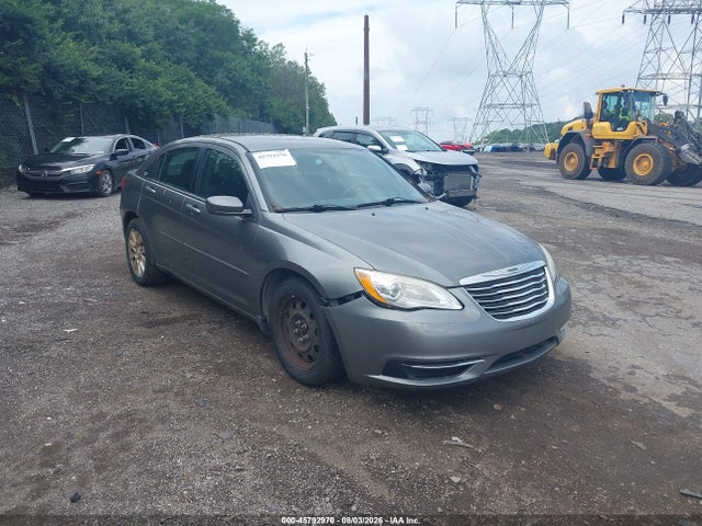 2012 Chrysler 200 Lx მანქანა იყიდება აუქციონზე, vin: 1C3CCBAB4CN240776, აუქციონის ნომერი: 45792970