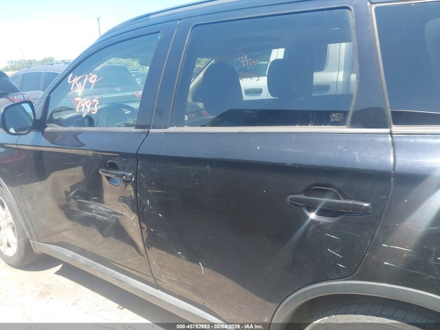 2015 Mitsubishi Outlander Se მანქანა იყიდება აუქციონზე, vin: JA4AD3A38FZ004055, აუქციონის ნომერი: 45792993