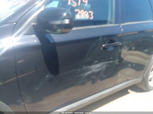2015 Mitsubishi Outlander Se მანქანა იყიდება აუქციონზე, vin: JA4AD3A38FZ004055, აუქციონის ნომერი: 45792993