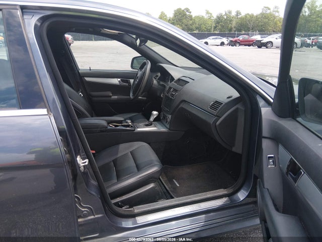 2008 Mercedes-benz C 300 Luxury/sport მანქანა იყიდება აუქციონზე, vin: WDDGF54X68F076015, აუქციონის ნომერი: 45793062