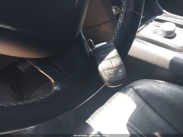 Продажа на аукционе авто 2019 Chrysler 300 300s, vin: 2C3CCABGXKH637288, номер лота: 45793069