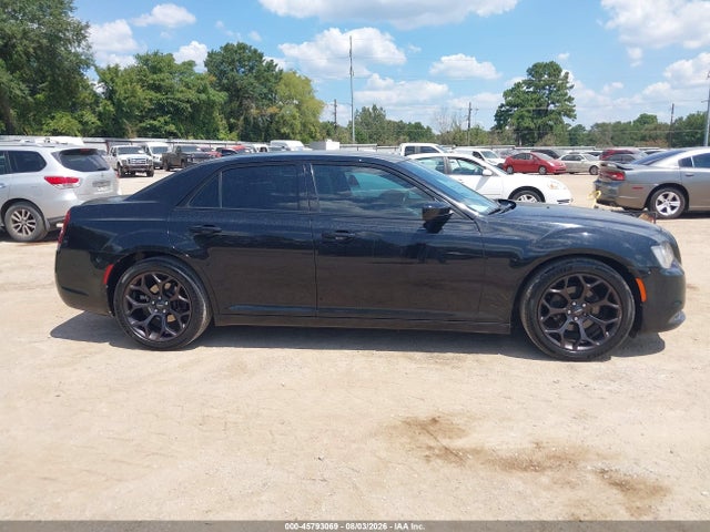 Продажа на аукционе авто 2019 Chrysler 300 300s, vin: 2C3CCABGXKH637288, номер лота: 45793069