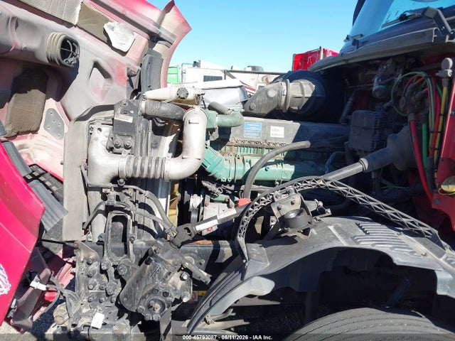45793087 :رقم المزاد ، 4V4NC9Ej8FN185143 vin ، 2015 Volvo Vn مزاد بيع