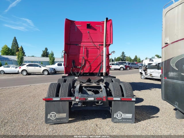 45793087 :رقم المزاد ، 4V4NC9Ej8FN185143 vin ، 2015 Volvo Vn مزاد بيع