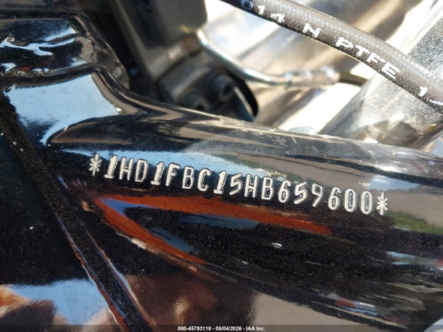 45793118 :رقم المزاد ، 1HD1FBC15HB659600 vin ، 2017 Harley-davidson Flhr Road King مزاد بيع