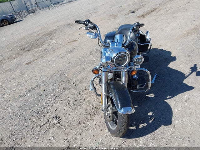 45793118 :رقم المزاد ، 1HD1FBC15HB659600 vin ، 2017 Harley-davidson Flhr Road King مزاد بيع