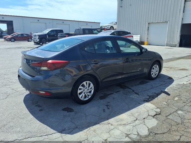 Продажа на аукционе авто 2020 Hyundai Elantra Se, vin: 5NPD74LF5LH612108, номер лота: 45793156
