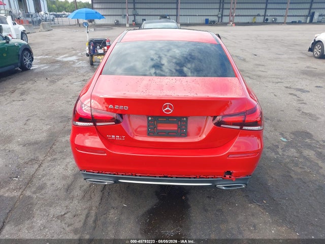 45793223 :رقم المزاد ، WDD3G4EBXKW023723 vin ، 2019 Mercedes-benz A 220 مزاد بيع