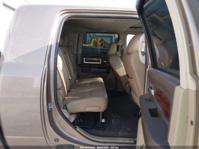 45793243 :رقم المزاد ، 3D7UT2HL4AG167306 vin ، 2010 Dodge Ram 2500 Laramie مزاد بيع