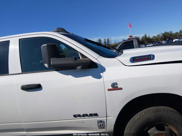 45793253 :رقم المزاد ، 3C7WRSCL3MG553618 vin ، 2021 Ram 3500 Chassis Tradesman/slt/laramie/limited مزاد بيع