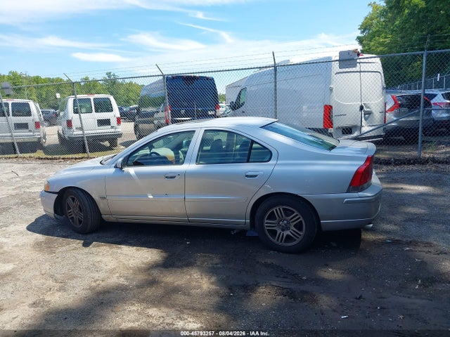 2005 Volvo S60 2.5t A/2.5t A Sr W/premium Package მანქანა იყიდება აუქციონზე, vin: YV1RS592852470785, აუქციონის ნომერი: 45793257