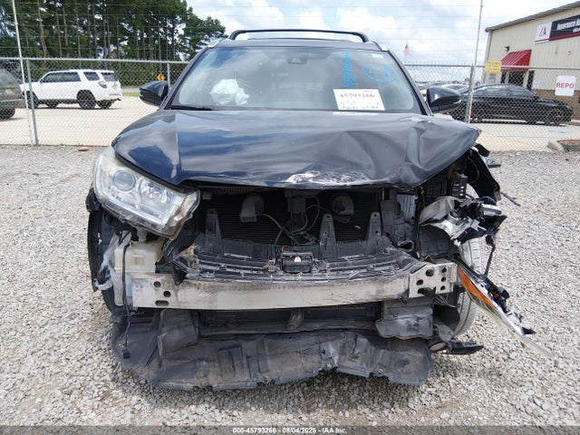 Продаж на аукціоні авто 2017 Toyota Highlander Xle, vin: 5TDJZRFH0HS458402, номер лоту: 45793266