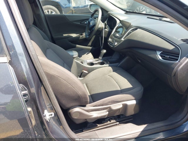 1G1ZB5ST1KF125054 Chevrolet Malibu 1ls