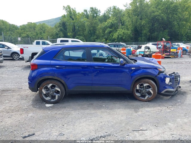 Продажа на аукционе авто 2022 Hyundai Venue Limited, vin: KMHRC8A34NU187051, номер лота: 45793290