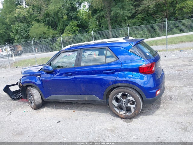 Продажа на аукционе авто 2022 Hyundai Venue Limited, vin: KMHRC8A34NU187051, номер лота: 45793290