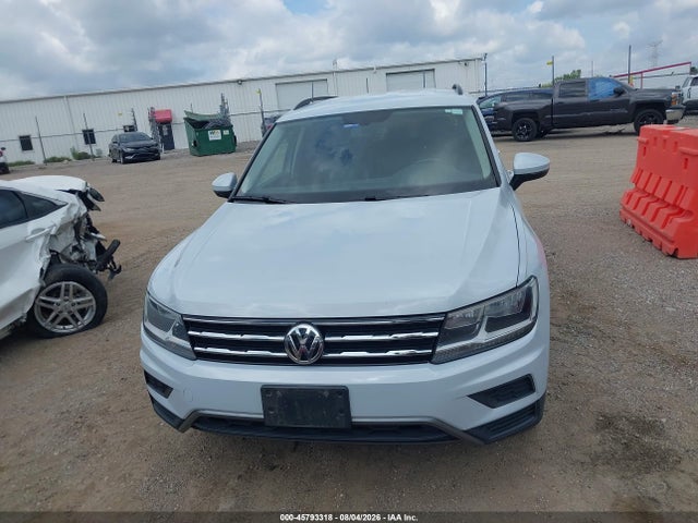 Auction sale of the 2018 Volkswagen Tiguan 2.0t Se/2.0t Sel, vin: 3VV3B7AX3JM180425, lot number: 45793318