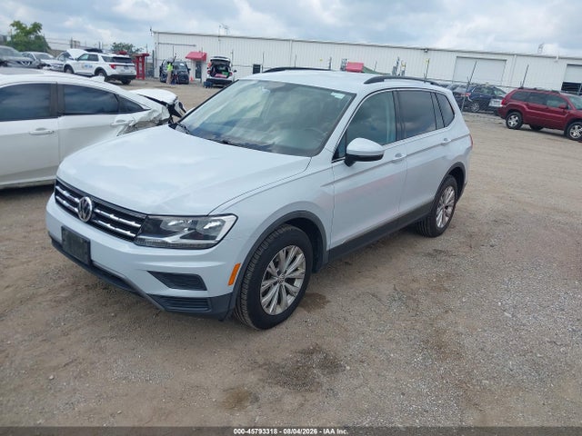 Auction sale of the 2018 Volkswagen Tiguan 2.0t Se/2.0t Sel, vin: 3VV3B7AX3JM180425, lot number: 45793318