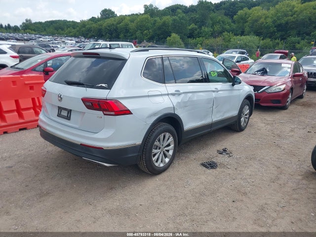 Auction sale of the 2018 Volkswagen Tiguan 2.0t Se/2.0t Sel, vin: 3VV3B7AX3JM180425, lot number: 45793318