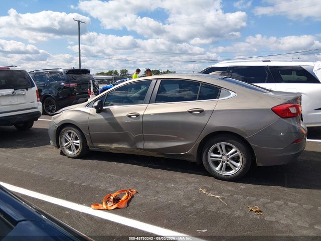 1G1BE5SM7J7231812 Chevrolet Cruze Lt Auto
