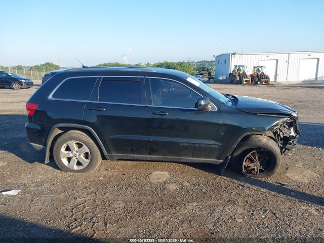 Продаж на аукціоні авто 2013 Jeep Grand Cherokee Laredo, vin: 1C4RJFAGXDC586844, номер лоту: 45793359