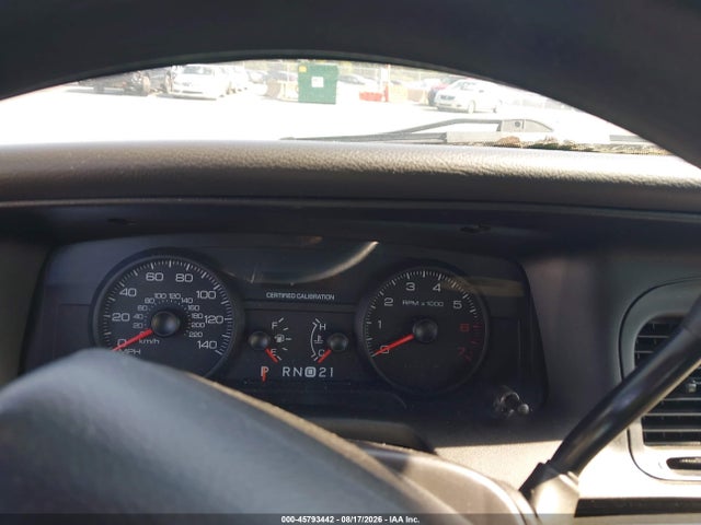 2007 Ford Crown Victoria Police/police Interceptor მანქანა იყიდება აუქციონზე, vin: 2FAHP71W57X121246, აუქციონის ნომერი: 45793442