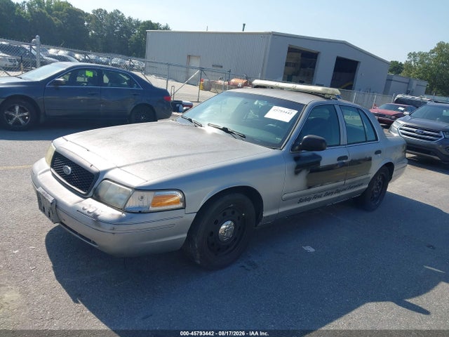 2007 Ford Crown Victoria Police/police Interceptor მანქანა იყიდება აუქციონზე, vin: 2FAHP71W57X121246, აუქციონის ნომერი: 45793442