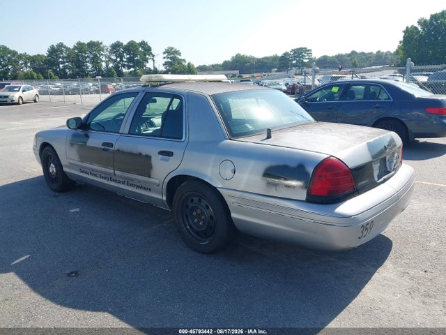 2007 Ford Crown Victoria Police/police Interceptor მანქანა იყიდება აუქციონზე, vin: 2FAHP71W57X121246, აუქციონის ნომერი: 45793442