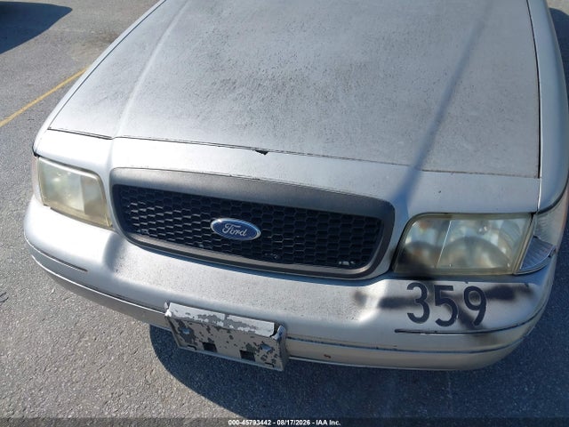 2007 Ford Crown Victoria Police/police Interceptor მანქანა იყიდება აუქციონზე, vin: 2FAHP71W57X121246, აუქციონის ნომერი: 45793442