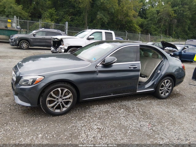 Продаж на аукціоні авто 2016 Mercedes-benz C 300 4matic, vin: 55SWF4KB1GU145427, номер лоту: 45793449