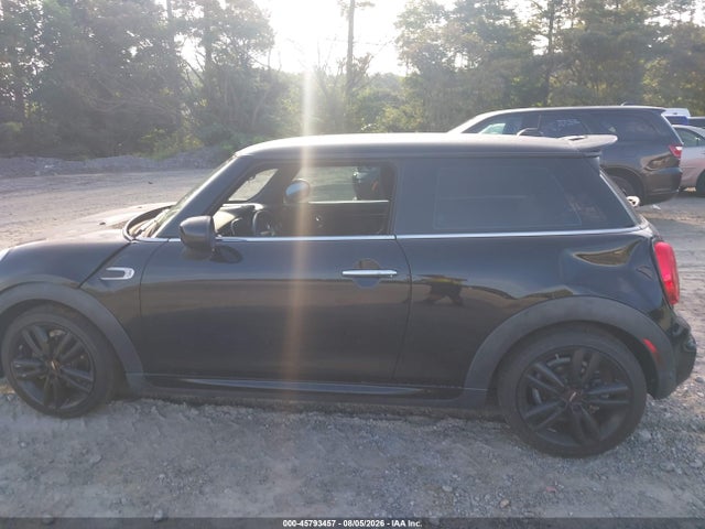 45793457 :رقم المزاد ، WMWXR3C02M2N71885 vin ، 2021 Mini Hardtop Cooper مزاد بيع