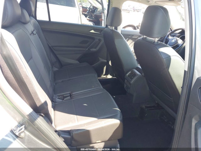 Aukcja sprzedaży 2018 Volkswagen Tiguan, vin: 3VV2B7AX4JM120164, numer aukcji: 45793460