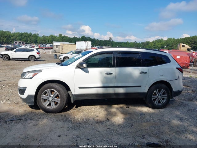 Chevrolet Traverse Ls 2017 1GNKRFKDXHJ148123 Image 14