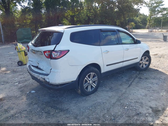Chevrolet Traverse Ls 2017 1GNKRFKDXHJ148123 Image 4