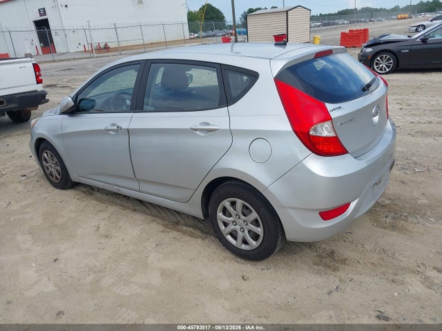 2013 Hyundai Accent Gs მანქანა იყიდება აუქციონზე, vin: KMHCT5AE9DU137976, აუქციონის ნომერი: 45793517