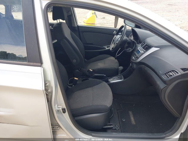 2013 Hyundai Accent Gs მანქანა იყიდება აუქციონზე, vin: KMHCT5AE9DU137976, აუქციონის ნომერი: 45793517