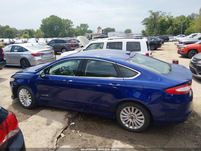 45793536 :رقم المزاد ، 3FA6P0LU3GR172558 vin ، 2016 Ford Fusion Hybrid Se مزاد بيع
