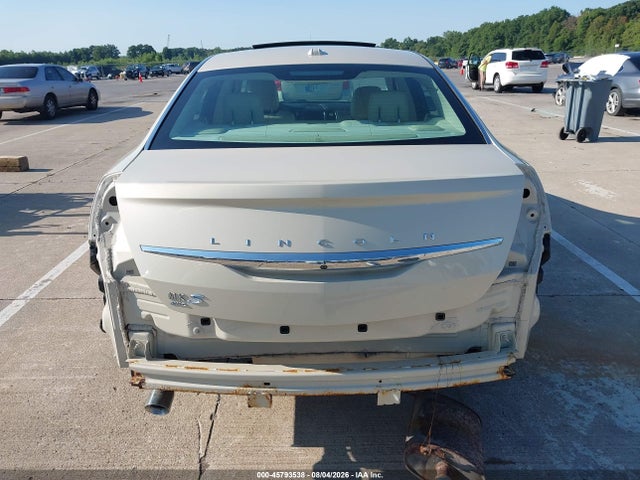 1LNHL9EK4GG603216 Lincoln MKS