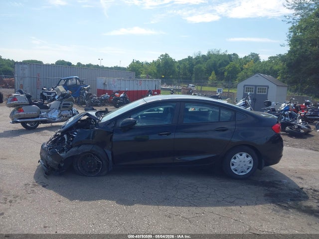1G1BC5SM3J7102116 Chevrolet Cruze Ls Auto