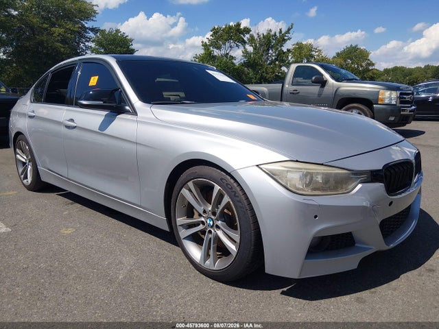 45793600 :رقم المزاد ، WBA3A9G5XDNP35705 vin ، 2013 Bmw 335i مزاد بيع