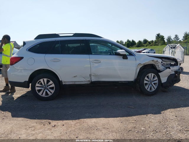 Продажа на аукционе авто 2016 Subaru Outback 2.5i Premium, vin: 4S4BSAFC4G3200832, номер лота: 45793615