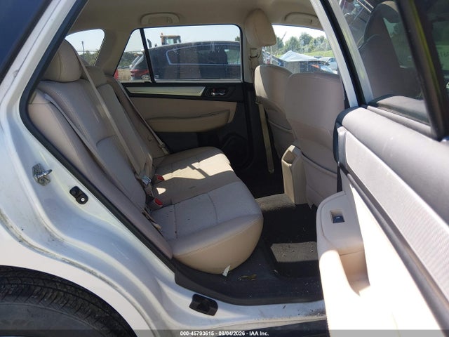 Продажа на аукционе авто 2016 Subaru Outback 2.5i Premium, vin: 4S4BSAFC4G3200832, номер лота: 45793615