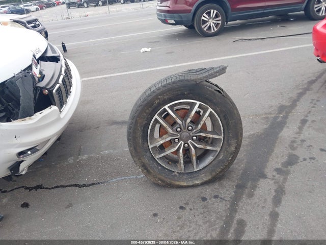 Продажа на аукционе авто 2019 Jeep Grand Cherokee Limited 4x4, vin: 1C4RJFBGXKC729142, номер лота: 45793639