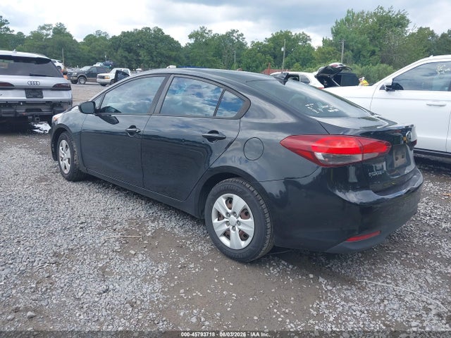 Aukcja sprzedaży 2017 Kia Forte Lx, vin: 3KPFK4A7XHE127056, numer aukcji: 45793718