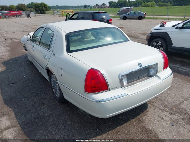 Продажа на аукционе авто 2006 Lincoln Town Car Signature Limited, vin: 1LNHM82V76Y631364, номер лота: 45793729