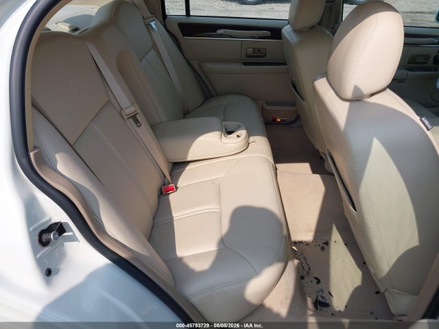 Продажа на аукционе авто 2006 Lincoln Town Car Signature Limited, vin: 1LNHM82V76Y631364, номер лота: 45793729