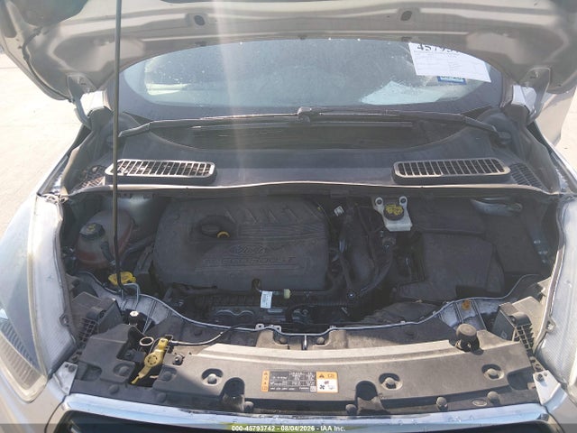1FMCU0GD5JUC05751 Ford ESCAPE SE