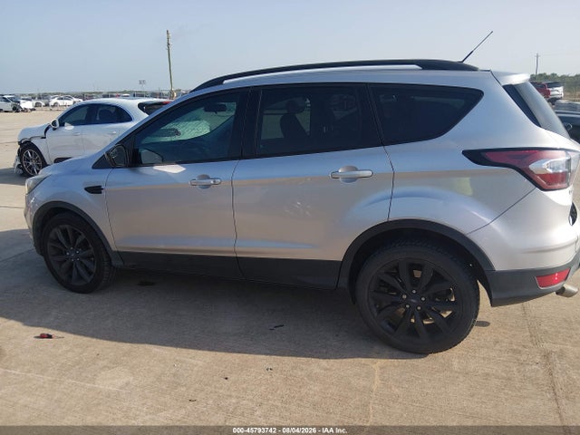 1FMCU0GD5JUC05751 Ford ESCAPE SE
