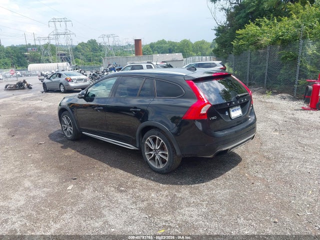 Auction sale of the 2016 Volvo V60 Cross Country T5, vin: YV4612HK5G1003132, lot number: 45793765